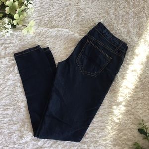 Dark wash skinny stretchy
